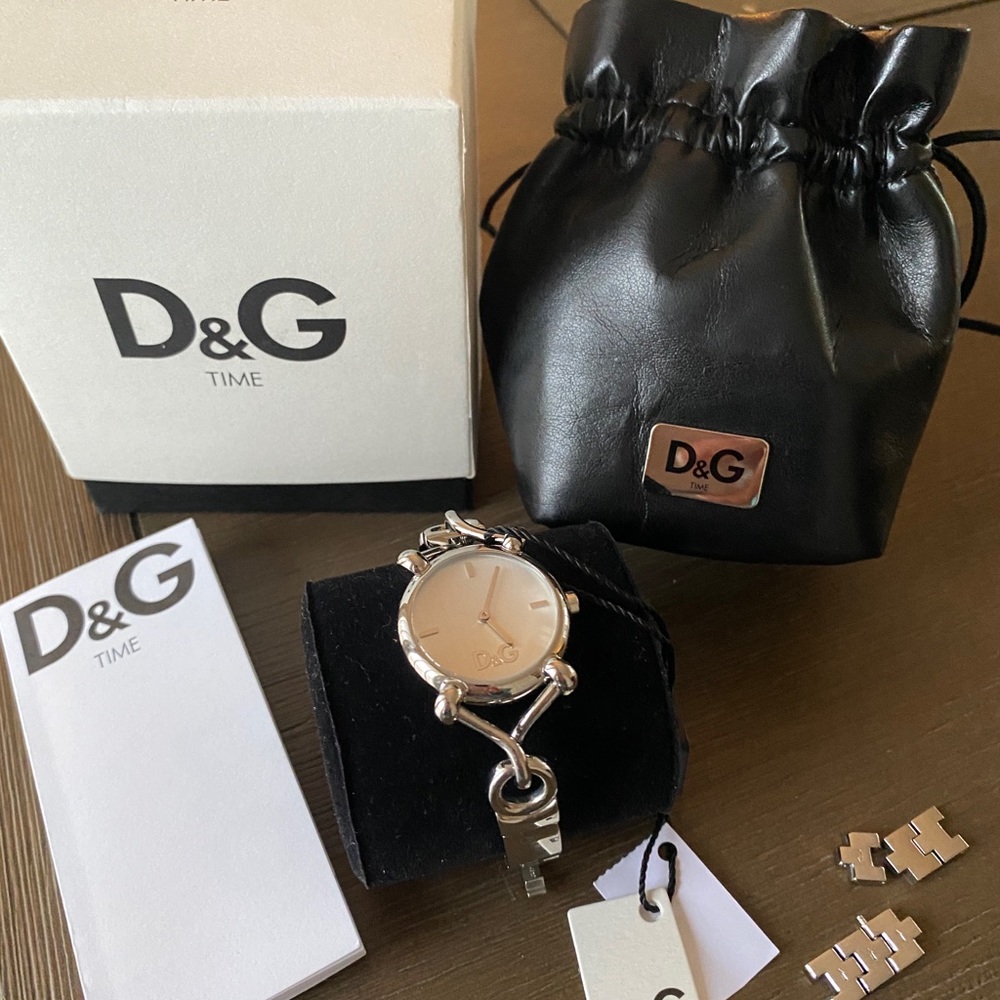 NWT D&G stainless steel watch